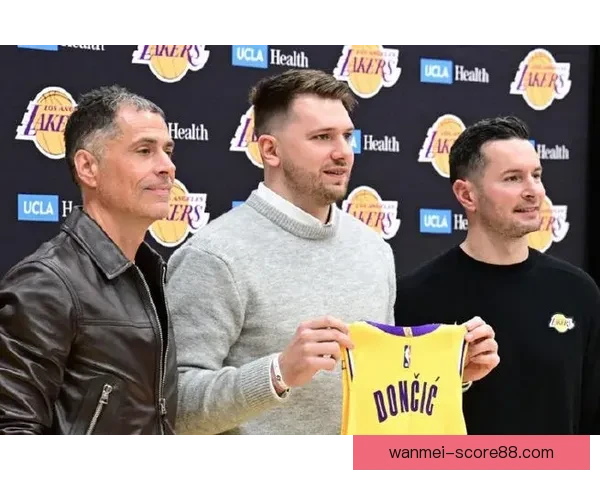 雷迪克：东契奇若持续当前表现本赛季有望赢得MVP 他是球队进攻核心